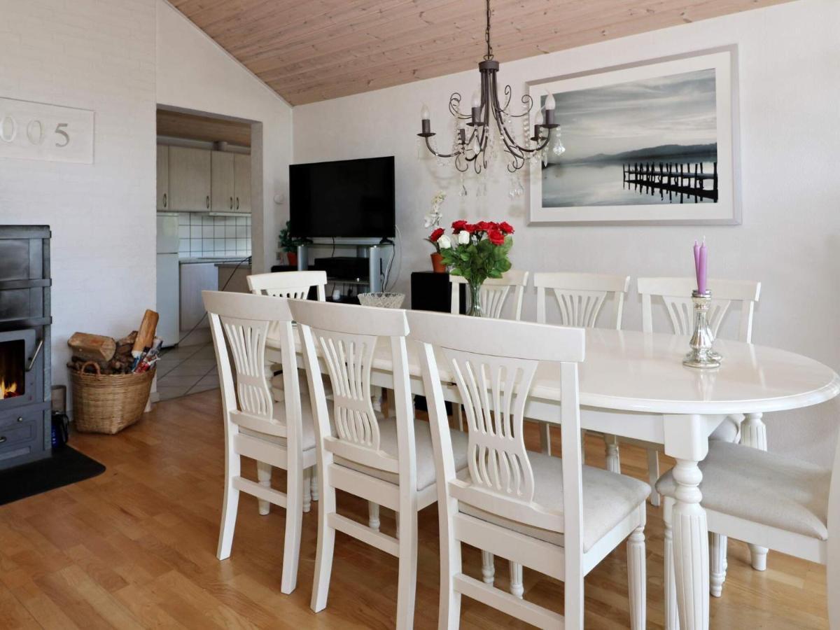 8 Person Holiday Home In Hadsund Eksteriør billede
