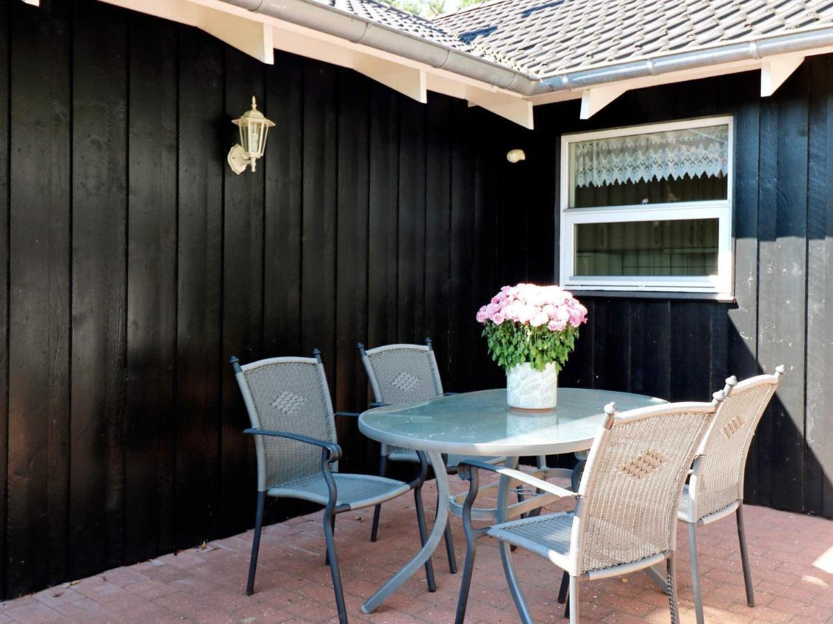 8 Person Holiday Home In Hadsund Eksteriør billede